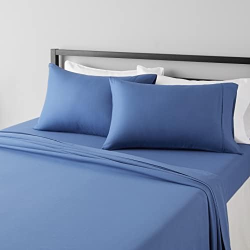Amazon Basics Lightweight Breathable, Wrinkle Resistant Microfiber 4-Piece Bed by AmazonBasics