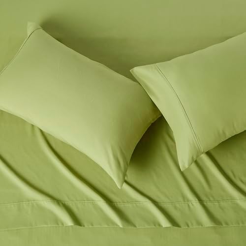 Amazon Basics Lightweight Microfiber 4-Piece Bed Sheet Set, Oliver Light - Image 3