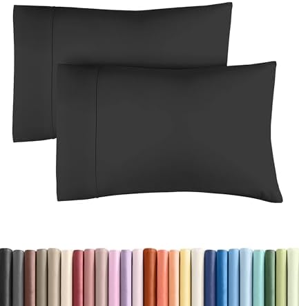 King Pillow Cases by CGKUnlimited