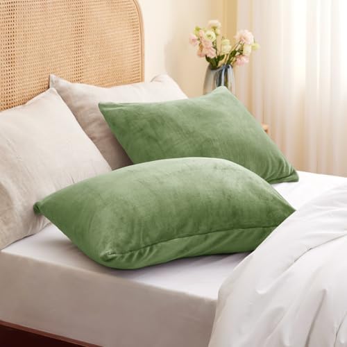 BEDELITE Flannel King Size Pillow Cases Set of 2, Sage Green, 20x36 Inches - Image 2
