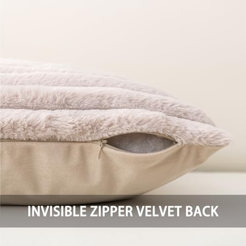Pack of 2 Faux Fur Christmas Throw Pillow Covers 22x22 Inch, Light Grey - Image 3