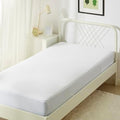 Amazon Basics Zippered Mattress Encasement by AmazonBasics