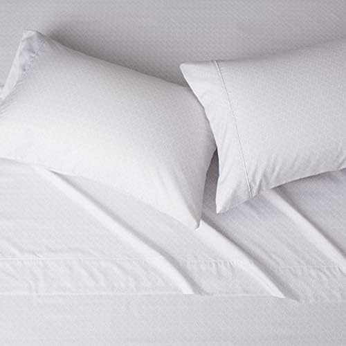 Amazon Basics Breathable, Wrinkle-Free Brushed Microfiber 4-Piece Bed Sheet Set - Image 3