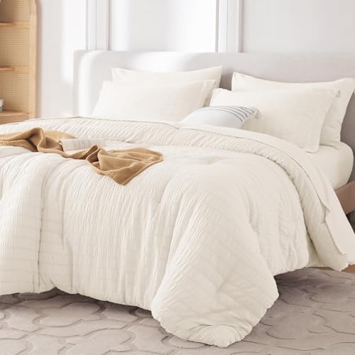 MUXHOMO 7 Pieces California King Comforter Set, Seersucker Bed in a Bag Cal by MUXHOMO