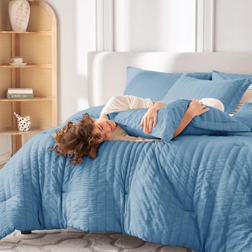MUXHOMO 7 Pieces Oversized King Comforter Set, Seersucker Bed in a Bag - Image 6