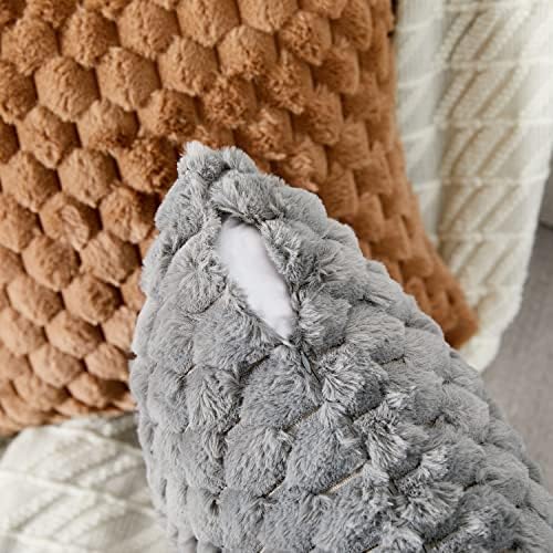 Yaertun Pack of 2 Super Soft Cozy Decorative Throw Pillow Covers Fuzzy Plush - Image 4