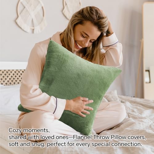 BEDELITE Velvet Pillow Covers - Image 4