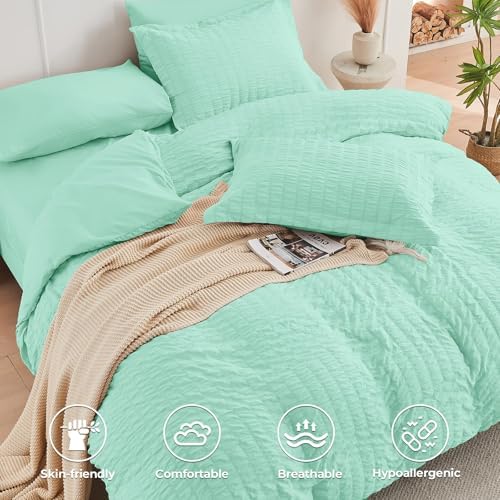 HYMOKEGE Mint Green King Size Comforter Set Seersucker 7 Pieces, All Season - Image 3