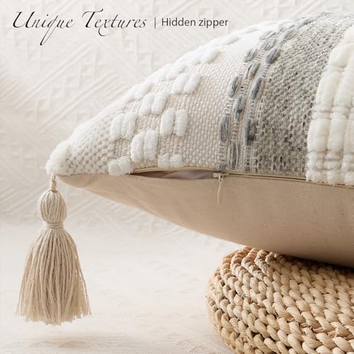 Kevin Textile Boho Tufted 20x20 Inch Pillow Cover 1 Pack - Image 4