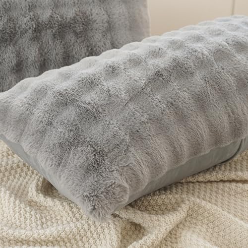 Set of 2 Faux Fur Pillowcases, Luxury Bubble Waffle Carved Plush Standard Size - Image 5