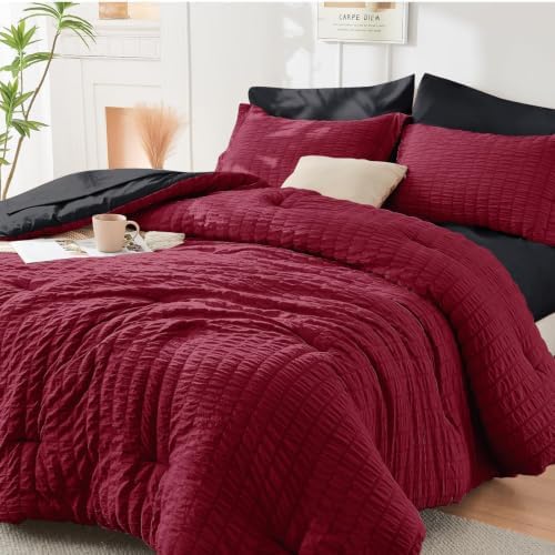 HYMOKEGE Red & Black Twin XL Comforter Set Seersucker 5 Pieces, All Season by HYMOKEGE