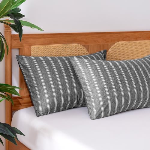 Amazon Basics Stripe Cooling Pillow Cases by AmazonBasics