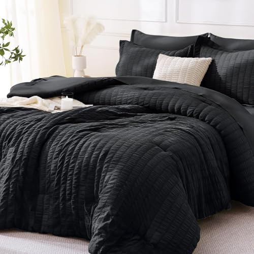 MUXHOMO 7 Pieces King Comforter Set, Seersucker Bed in a Bag King Size by MUXHOMO