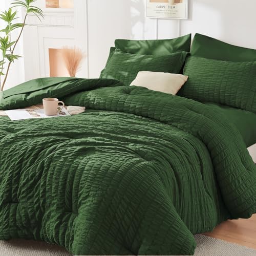 HYMOKEGE Dark Green Oversized Queen Comforter Set Seersucker 7 Pieces, All by HYMOKEGE