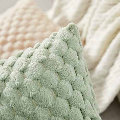 Yaertun Pack of 2 Super Soft Cozy Lumbar Decorative Throw Pillow Covers Fuzzy - Image 3