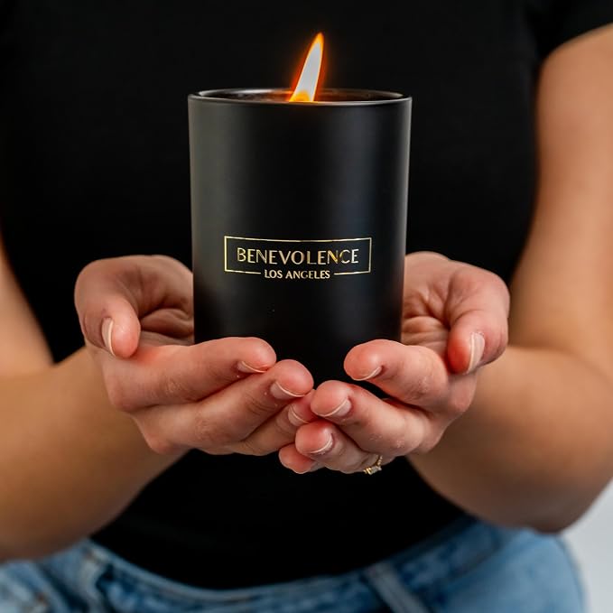 Benevolence LA Black Berries Scented Candle | Soy Christmas Candles - Image 6