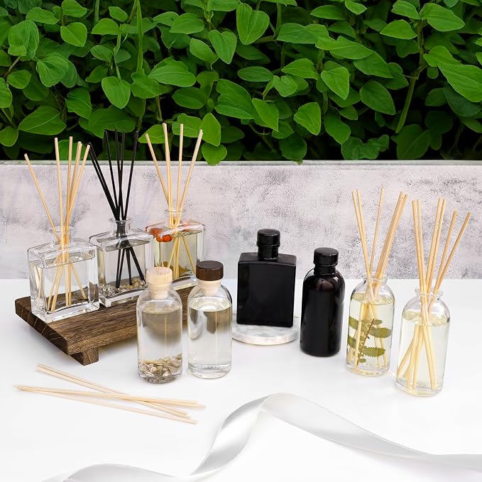 Urban Naturals Frosted Pinecones Holiday Scented Reed Diffuser Oil Gift Set | - Image 8