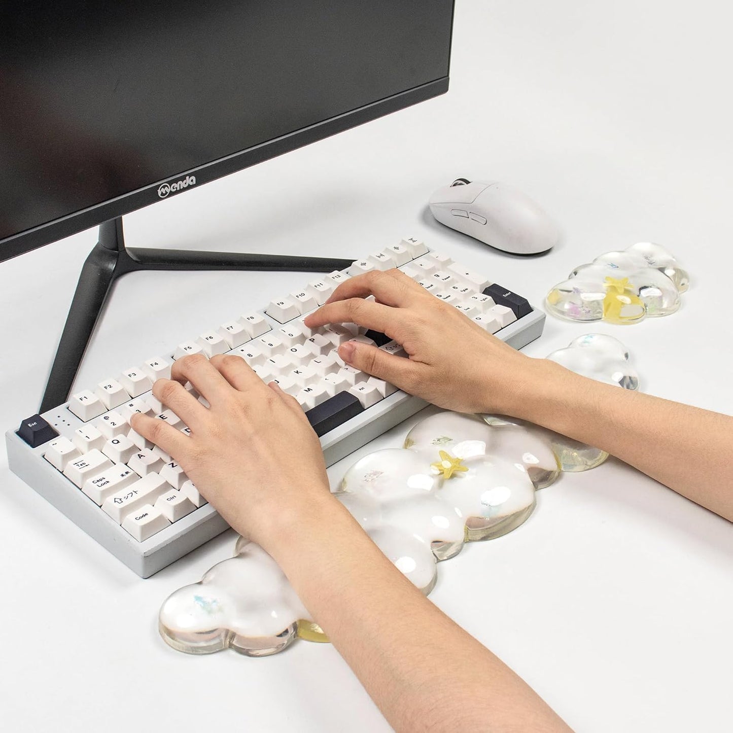 Gel Keyboard and Mouse Wrist Rest Set – Clear Cloud Wrist Rest for Computer Keyboard 60%/68%/75%, Comfort & Support for Typing and Gaming (Cute Starfish)